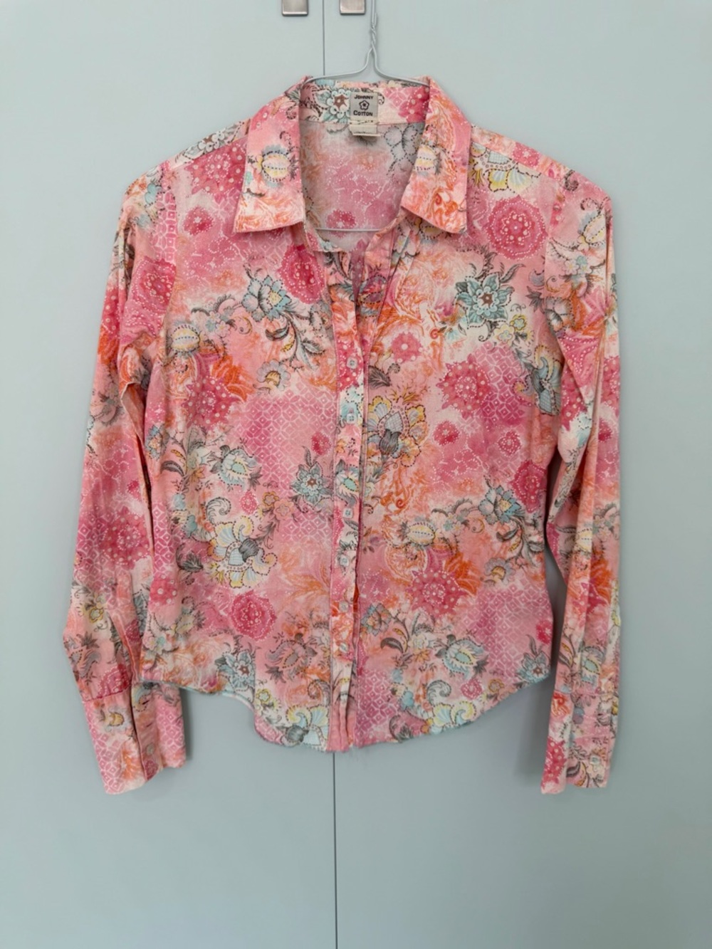 JOHNNY COTTON Women’s Vintage Paisley Floral Glitter Buttondown Shirt